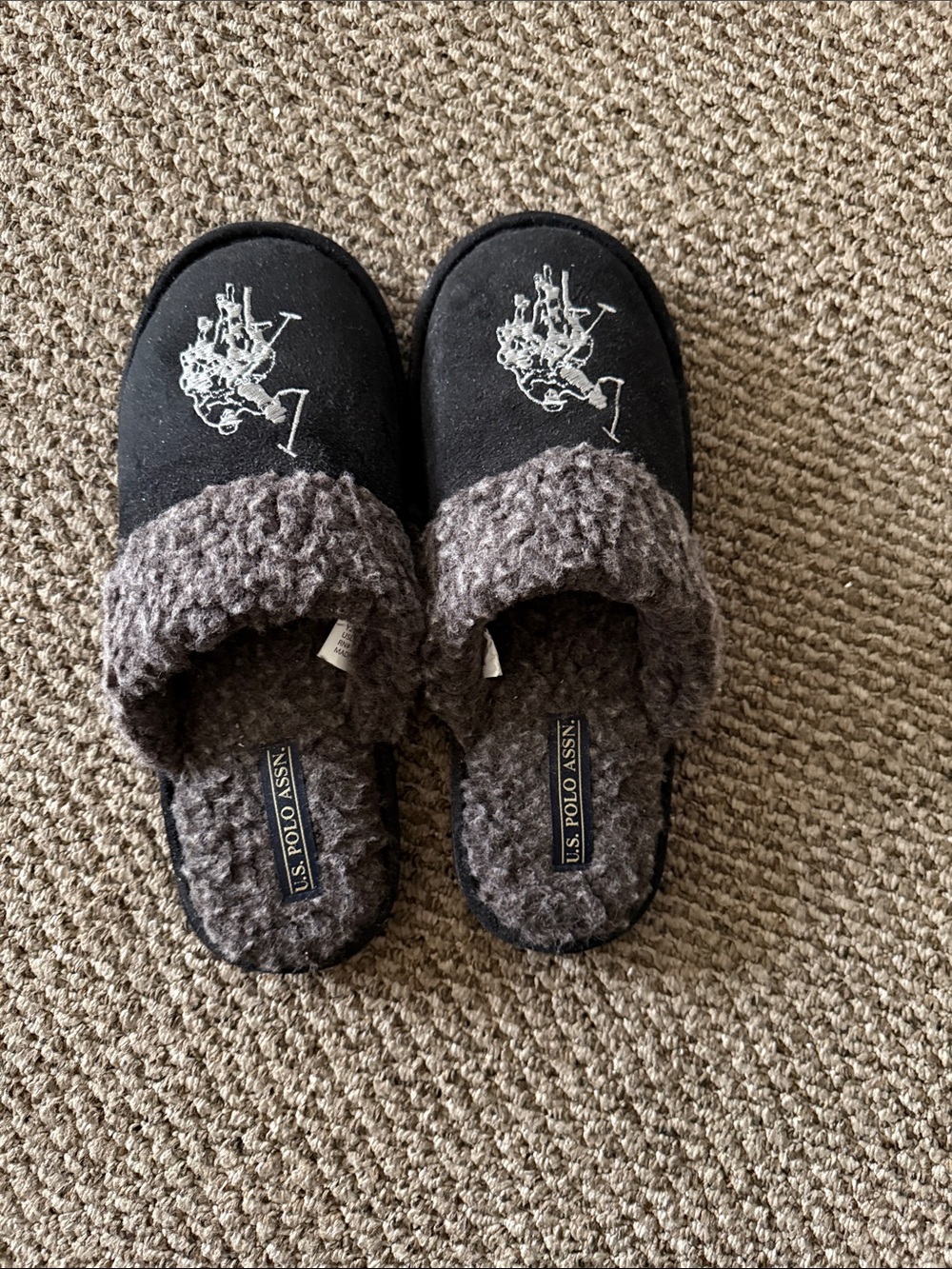 U.S. Polo Assn. Black and Gray Men's Plush Slip-On Slippers